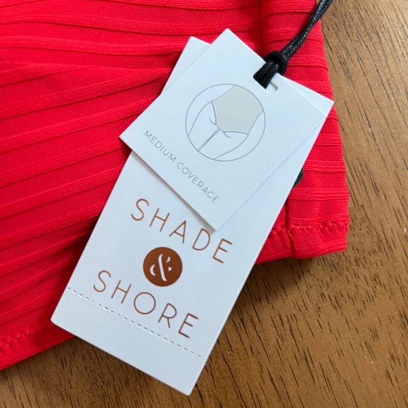 Shade & Shore Ribbed Cut Out One Peice - Red Size Medium NWT - Picture 4 of 5